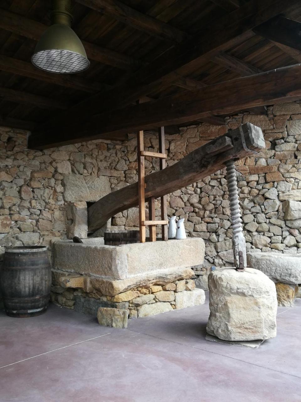 بيت شباب O Lagar De Jesus Padrón المظهر الخارجي الصورة