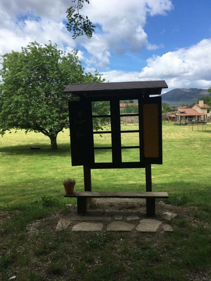 بيت شباب O Lagar De Jesus Padrón المظهر الخارجي الصورة